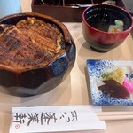 あつた蓬莱軒 本店 - 