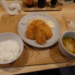 三陽食堂 - アジフライ定食(950円)