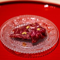 肉屋 田中 - 2024.4 神戸牛サガリの紹興酒漬け 芥子乗せ