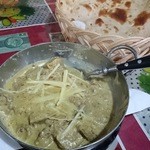 カラチの空 - マトンブローチ