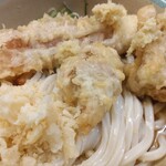 Oniyamma - とり天ちくわ天ぶっかけ＋追加麺（半玉）６５０円