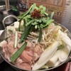 Honkaku Sumibi Kushiyaki Asshu - もつ鍋