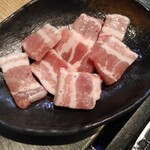 炭火焼肉・韓国料理 釜山屋 - サムギョプサル