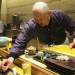 鮨旬美西川 - 特大車海老の握りをいただきます。