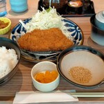 Tonkatsu Tadumura - 全体雑。