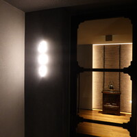 茶禅華 - お店の看板は光っててうまく写らない！