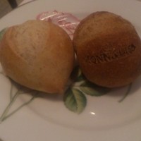 モナリザ 丸の内店 - モナリザの焼き印入りのパン♡