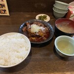 Rojiura - 旨辛牛すじ煮込定食