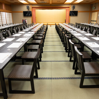 A Tranquil Japanese Space: Perfect for Groups and Families to Feel at Ease