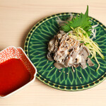 [Limited quantity] [A4 special grade] Japanese black beef senmai sashimi