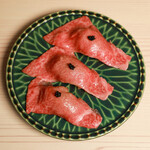 Grilled Japanese black beef Sushi (3 pieces)
