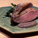 とり茶太郎 - 九十九里鳩ロース、鳩の肝と鳩の出汁ソース添え