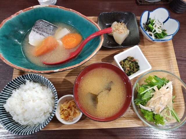 Sakana to Nihon no Osake Muku