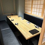 Kanzen Koshitsu Izakaya Kushigoro - 店内