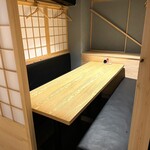 Kanzen Koshitsu Izakaya Kushigoro - 店内