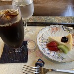 ブラジル屋 - アイスコーヒーとチーズケーキ