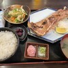 中落ち100円の居酒屋 まぐろんち 高田馬場駅前店