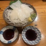 Hanaya - 生姜醤油と山葵醤油。