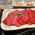 焼肉の三是 - 和牛・国産牛ロース　肉増量　1130円