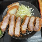 とんかつ 栄ちゃん - 断面