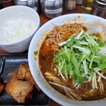Ramen Ootori - 濃厚黒担担麺890円　麺大盛り10円　ランチセット100円