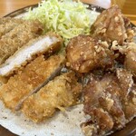 きんのつる - トンカツ唐揚げ定食　950円