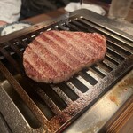 ヒレ肉の宝山 - いい焼き目♪