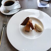 Dining & Bar TENQOO - 