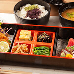 Sankai Koryouri Musashino - 昼の部_牡蠣フライとお造り3種膳