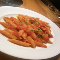 カルネジーオ イースト - 