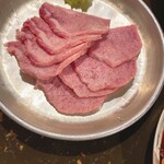 大衆ホルモン焼肉 順 - 