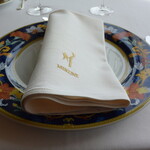 フレンチレストラン ミクニ サッポロ - ２０２４年３月２９日のテーブルセット