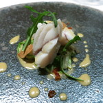 ポアソン　鮟鱇チョリソー　鮟鱇と白菜の蒸し煮ピルピル風