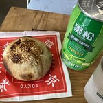 Taiwan Cha Kafe Kikicha Toukyou - 胡椒餅(台湾スタイル) グァバジュース