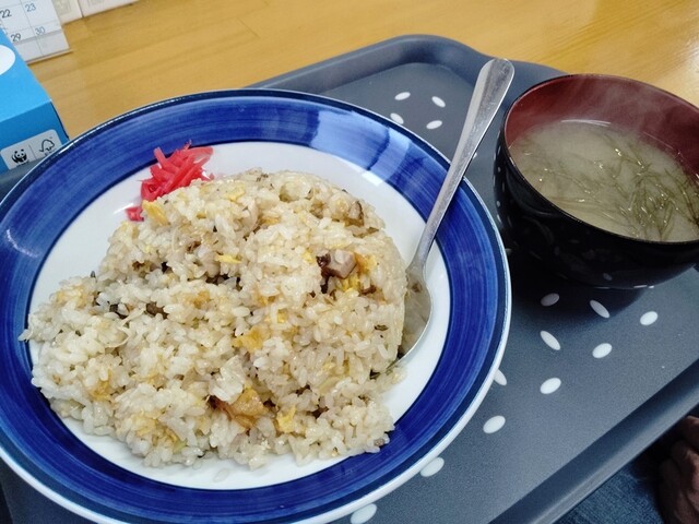 産直食堂 - 聖愛中高前（食堂）の写真