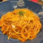 BIODYNAMIE - 中太麺の自家製の生パスタは、モチモチ食感で美味！ソースはコクがあり、お肉の旨みが詰まったトマトたっぷりのボロネーゼ(*^o^*)
                チーズもたっぷりで私の好みの味わい♪これはまさに！絶品ボロネーゼです！