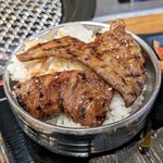 GoGi house 焼肉 - ハラミ　＆　ロース
