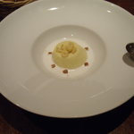 Pastaと料理 Madame Kiｃo - アミューズはトウモロコシのブランマンジェ