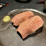 焼肉うし - 和牛の炙り寿司