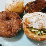 Donuts Hana - 