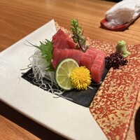 炭焼 うな富士 有楽町店 - ▪️本鮪中トロ刺し¥2.000
                    ※後会計　カード可 
                    ※滞在90分制限あり