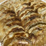 ぎょうざ 宝舞 - パリパリ〜