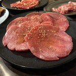 Tabenomihoudai Yakiniku Dainingu Chikaraya - 