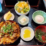 幸来軒 - 日替わりサービスランチ 豚丼