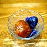 Uzu tan - 前菜の肉団子