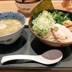 舎鈴 - ニラねぎつけ麺(小