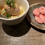 餃子とワイン 果皮と餡 - 