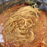 Mendokoro Gomaya - 細めのしっかりした麺がゴマを食べてるって感じ〜　byまみこまみこ