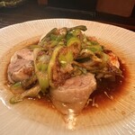 炭火 縁鶏 - 蒸し鶏の葱油　こちらも美味しかったです♡