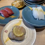 沼津 すし之助 - 本マグロ赤身に炙りホタテにアオリイカ